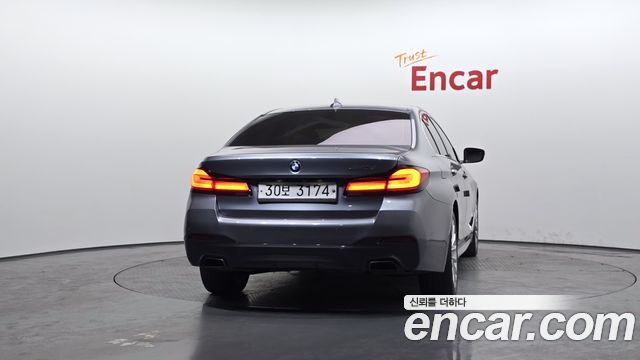 BMW 5 Series (G30) 520d Luxury Special Edition 2018 — фото 4