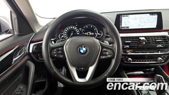 BMW 5 Series (G30) 520d Luxury Special Edition 2018 — фото 13