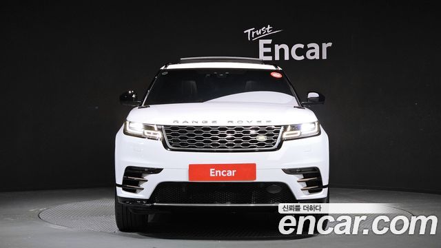 Land Rover Range Rover Velar 3.0 D300 R-Dynamic SE 2019 — фото 3