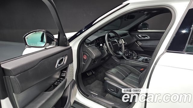 Land Rover Range Rover Velar 3.0 D300 R-Dynamic SE 2019 — фото 11