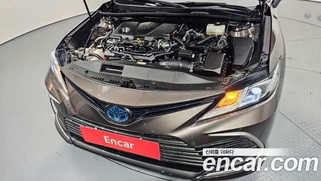 Toyota Camry (XV70) 2.5 LE Hybrid 2022 — фото 6