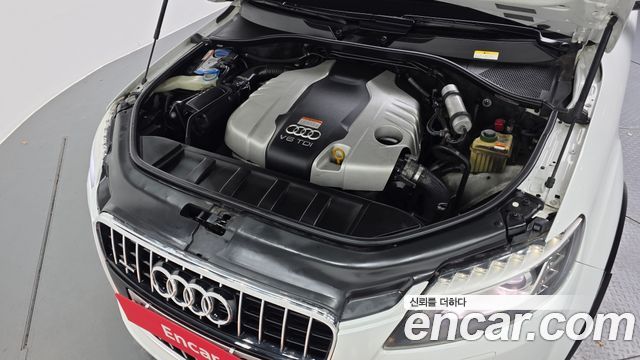 Audi Q7 35 TDI Quattro Dynamic 4L 2015 — фото 6