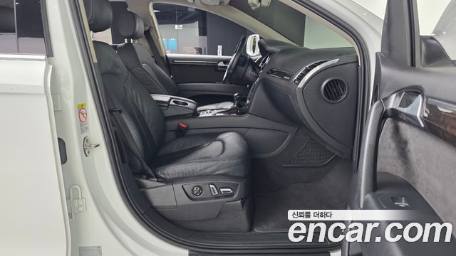 Audi Q7 35 TDI Quattro Dynamic 4L 2015 — фото 11