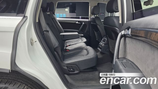 Audi Q7 35 TDI Quattro Dynamic 4L 2015 — фото 12