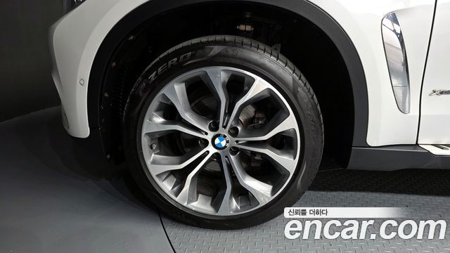 BMW X6 (F16) xDrive 30d 2018 — фото 5