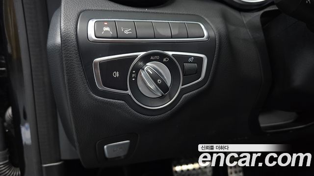 Mercedes-Benz C-Class (W205) C200 Cabriolet 2020 — фото 18