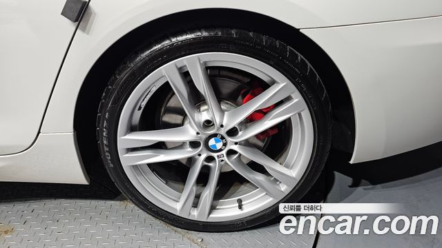 BMW 6 Series (F12) 640i Gran Coupe Exclusive 2013 — фото 21