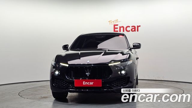 Maserati Levante 3.0 AWD GranSport 2018 — фото 3