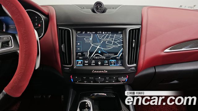 Maserati Levante 3.0 AWD GranSport 2018 — фото 15