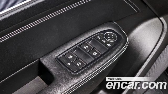 Renault Korea XM3 1.3 TCe RE Signature 2020 — фото 17