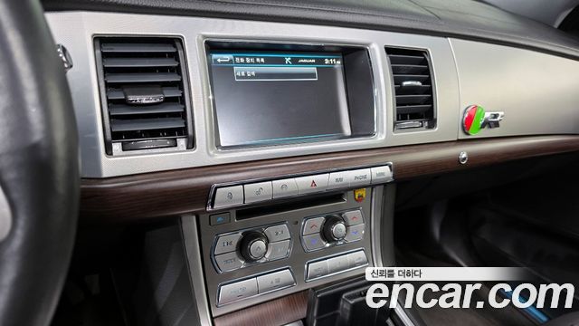 Jaguar XF 3.0D Luxury X250 2014 — фото 14