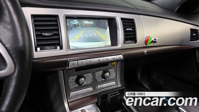 Jaguar XF 3.0D Luxury X250 2014 — фото 16