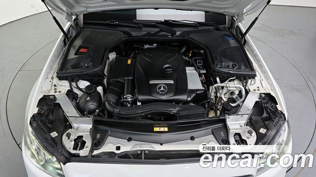 Mercedes-Benz E-Class (W213) E300 4MATIC Avnatgarde 2019 — фото 6