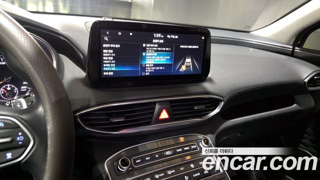 Hyundai Santa Fe Diesel 2.2 2WD Prestige 2021 — фото 18