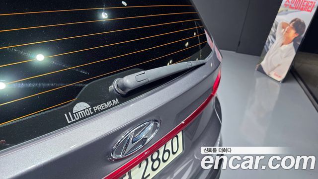 Hyundai Santa Fe Diesel 2.2 2WD Prestige 2021 — фото 35