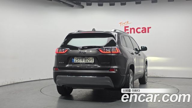 Jeep Cherokee (KL) 2.4 Limited AWD 2021 — фото 4