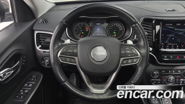 Jeep Cherokee (KL) 2.4 Limited AWD 2021 — фото 19