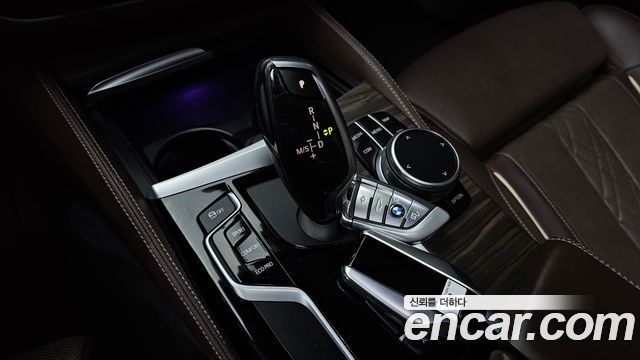 BMW 5 Series (G30) 530i xDrive Luxury Plus 2019 — фото 9
