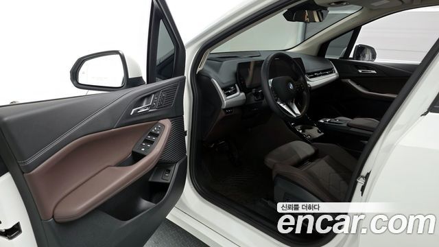 BMW 2 Series Active Tourer (U06) 220i Advantage 2025 — фото 10