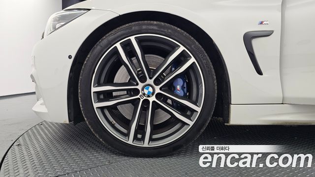 BMW 4 Series (F32) 430i M Sport Coupe 2018 — фото 5