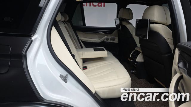 BMW X5 (F15) xDrive M50d 2014 — фото 11