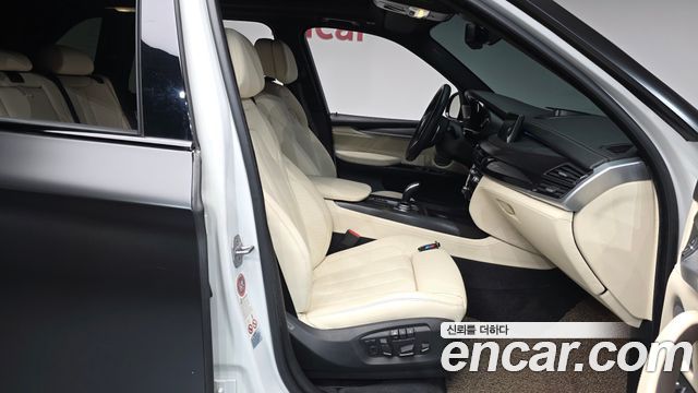 BMW X5 (F15) xDrive M50d 2014 — фото 26