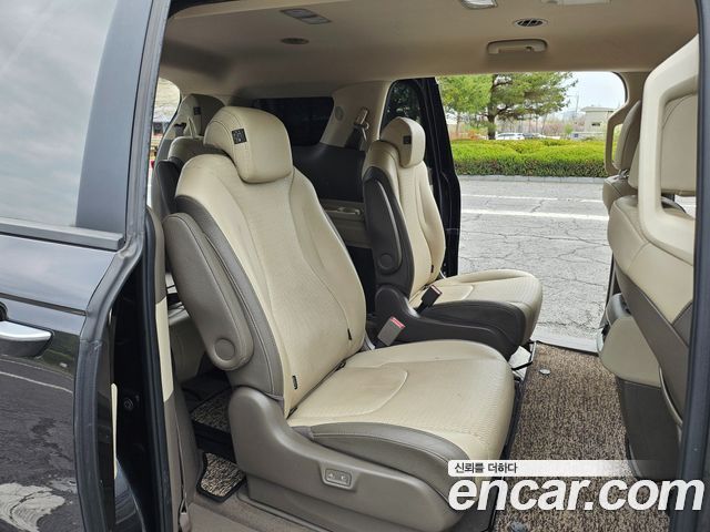 Kia Carnival (IV) Diesel 9-Seater Prestige 2021 — фото 16
