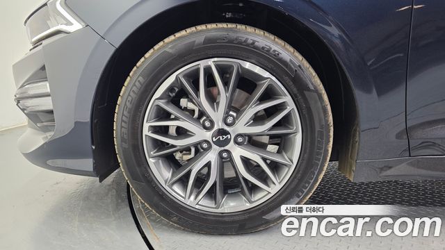 Kia K5 (III) 2.0 Prestige 2023 — фото 5