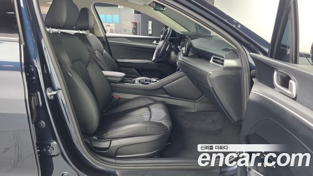 Kia K5 (III) 2.0 Prestige 2023 — фото 11
