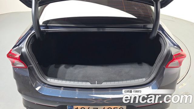 Kia K5 (III) 2.0 Prestige 2023 — фото 20