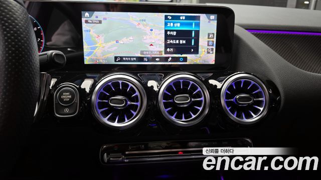 Mercedes-Benz GLA-Class (H247) GLA250 4MATIC 2022 — фото 14