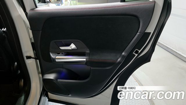 Mercedes-Benz GLA-Class (H247) GLA250 4MATIC 2022 — фото 25
