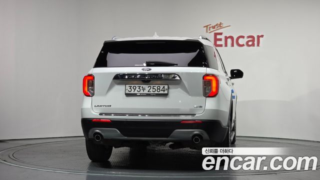 Ford Explorer (VI) 2.3 LimIted 4WD 2020 — фото 4