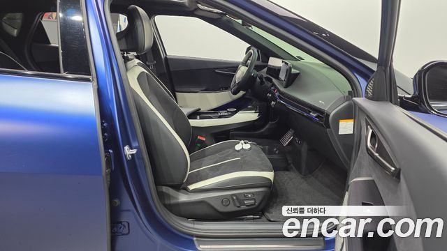 Kia EV6 Long Range 4WD GT Line 2025 — фото 11