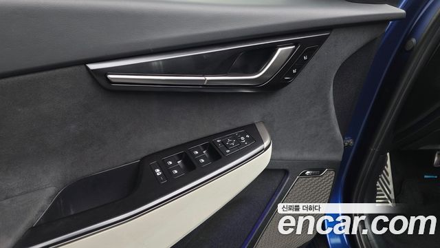 Kia EV6 Long Range 4WD GT Line 2025 — фото 24