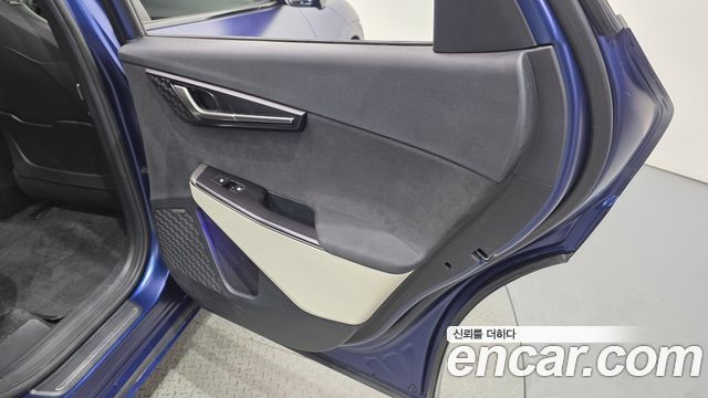 Kia EV6 Long Range 4WD GT Line 2025 — фото 25