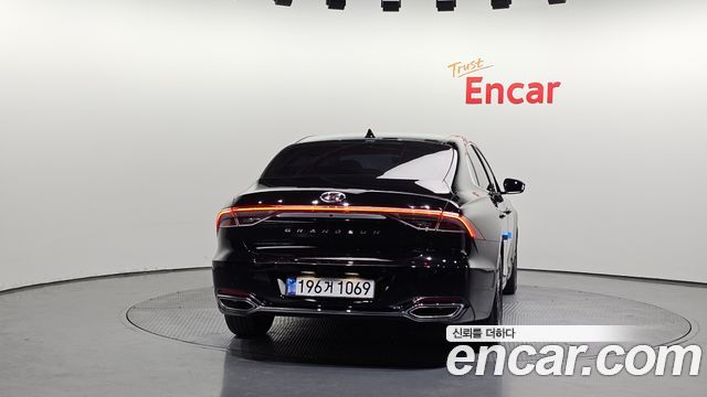 Hyundai Grandeur (IG) 2.5 Premium Choice 2021 — фото 4