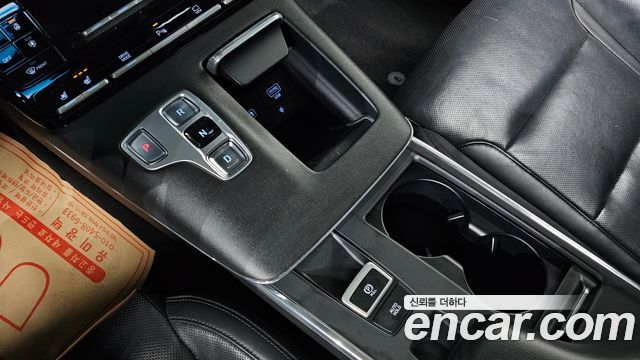 Hyundai Grandeur (IG) 2.5 Premium Choice 2021 — фото 9