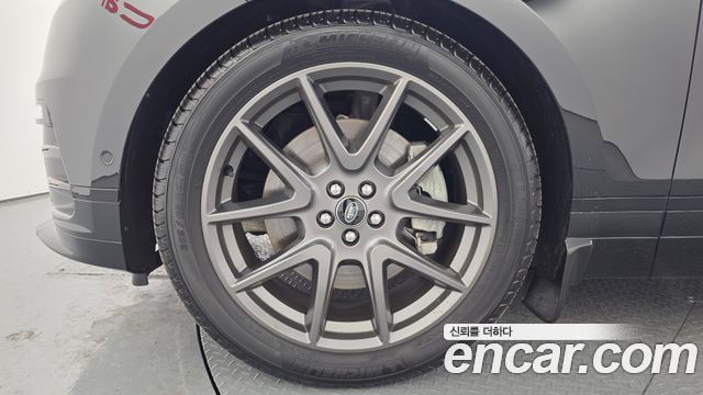 Land Rover Range Rover Velar 3.0 P400 Dynamic HSE 2025 — фото 9