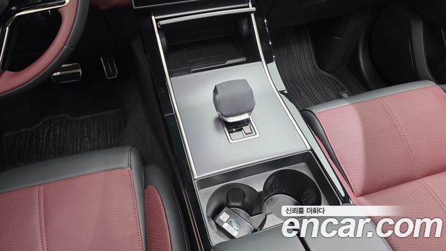 Land Rover Range Rover Velar 3.0 P400 Dynamic HSE 2025 — фото 18