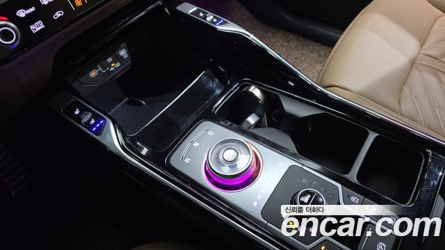 Kia Sorento (IV) Gasoline 2.5T 4WD Signature 2024 — фото 9