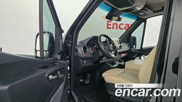 Mercedes-Benz Sprinter 3.0 Diesel W907 2023 — фото 10