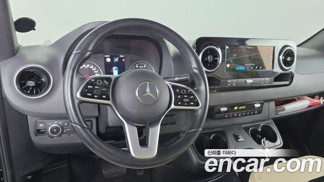 Mercedes-Benz Sprinter 3.0 Diesel W907 2023 — фото 17