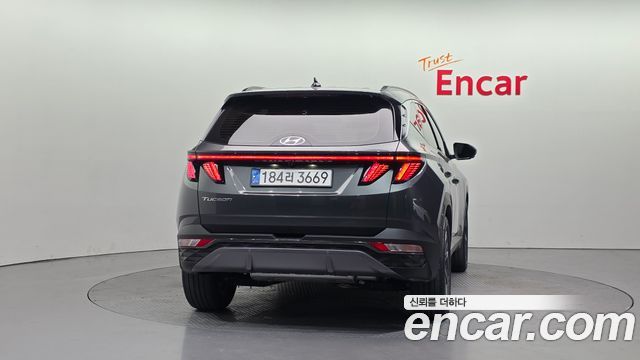 Hyundai Tucson (NX4) Gasoline 1.6 Turbo 2WD Inspiration 2022 — фото 4
