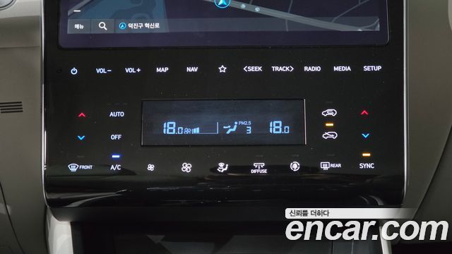 Hyundai Tucson (NX4) Gasoline 1.6 Turbo 2WD Inspiration 2022 — фото 15