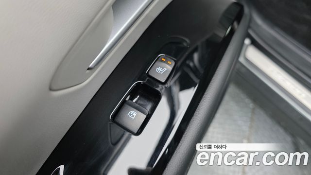 Hyundai Tucson (NX4) Gasoline 1.6 Turbo 2WD Inspiration 2022 — фото 17