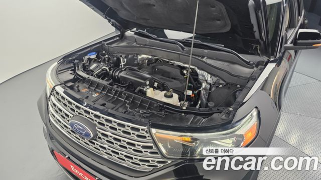 Ford Explorer (VI) 2.3 LimIted 4WD 2020 — фото 6
