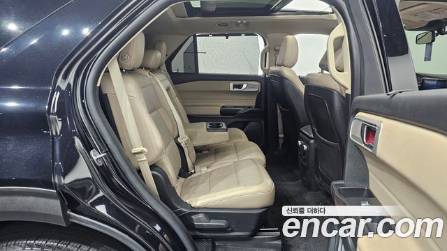 Ford Explorer (VI) 2.3 LimIted 4WD 2020 — фото 11
