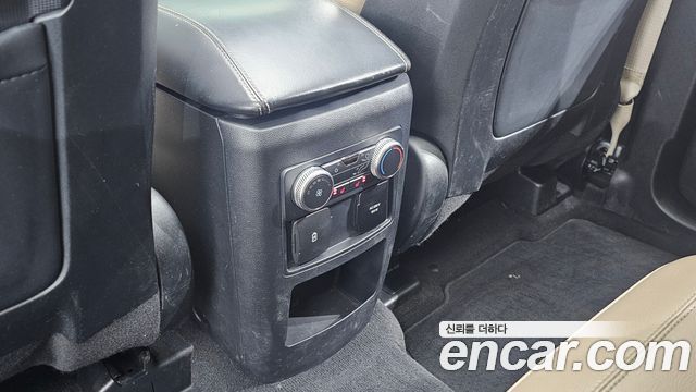 Ford Explorer (VI) 2.3 LimIted 4WD 2020 — фото 18