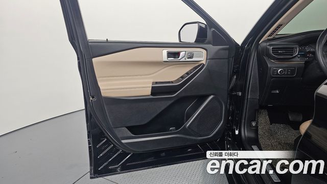 Ford Explorer (VI) 2.3 LimIted 4WD 2020 — фото 24
